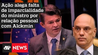 Deputado protocola pedido para afastar Moraes da presidência do TSE