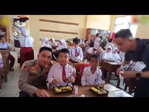 POLRES MAJALENGKA GELAR PROGRAM MAKAN SIANG GRATIS