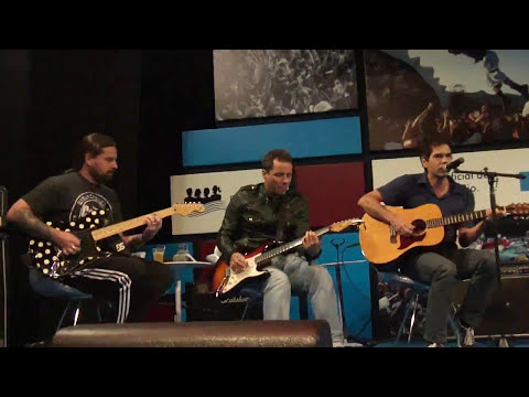 dado villa-lobos & andreas kisser & tony bellotto & branco mello & léo jaime: que país é esse?