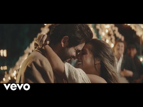 Alejandro González - Hasta Viejitos (Video Oficial) ft. Carlos Vives