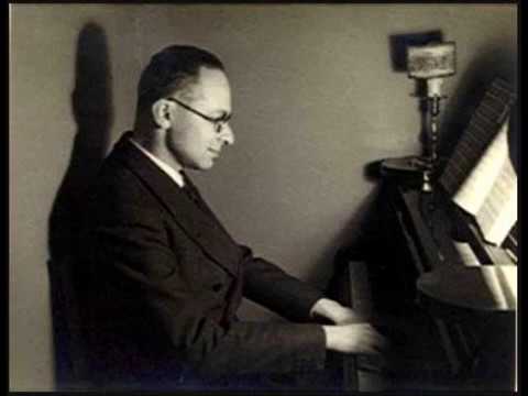 Castelnuovo-Tedesco plays his piano music, 1954 - Excerpt from '3 Corali su melodie ebraiche'
