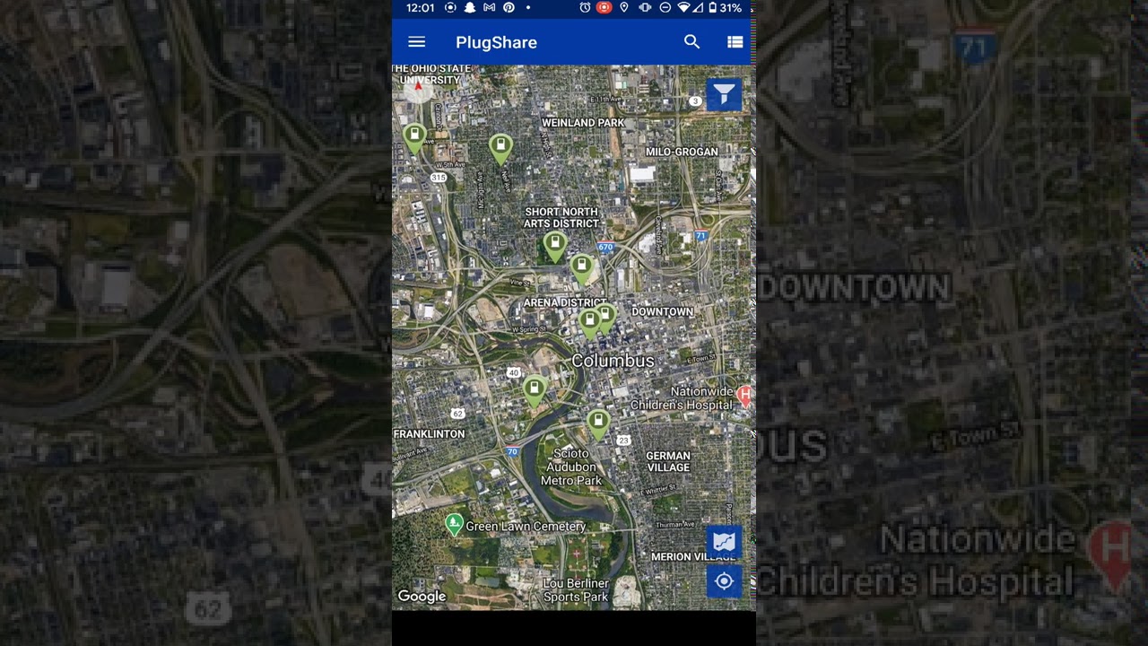 How many charging points are there in Canada? Tipseri