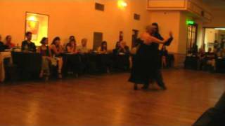 Héléna la Vinkinga y Alejandro Adriàn