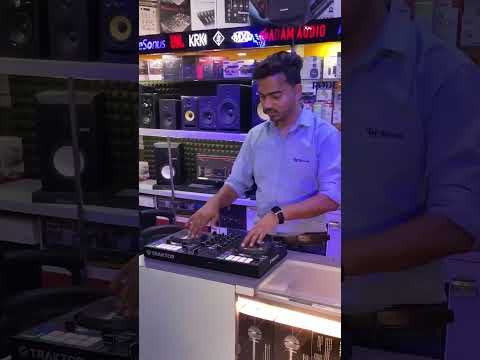 Native Instruments Traktor Kontrol S2 MK3 Dj Controller