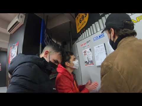 HOW  NOT TO  DRIVE A KART!! (MOKART CINISELLO)