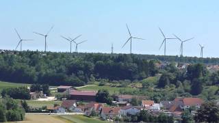 preview picture of video 'Zöschinger Windpark aus sicht Nattheim Halde'
