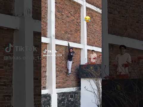 parce haciendo parkour