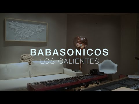 Video thumbnail for Los Calientes (Delivery)
