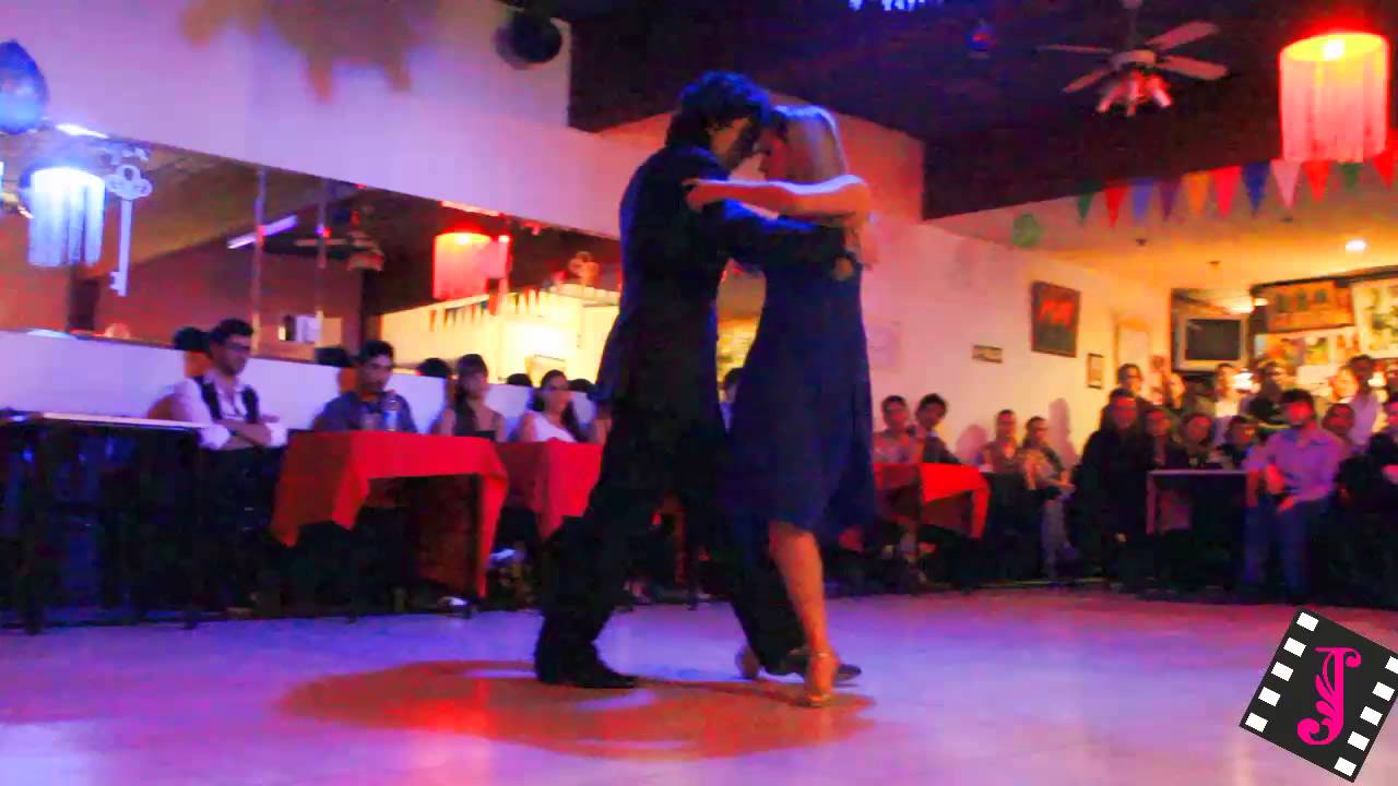 FEDERICO NAVEIRA y SABRINA MASSO en MILONGA10 (Tango)