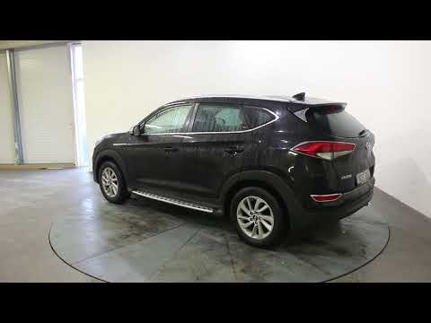 Hyundai Tucson 1.7 D Executive - Image 2