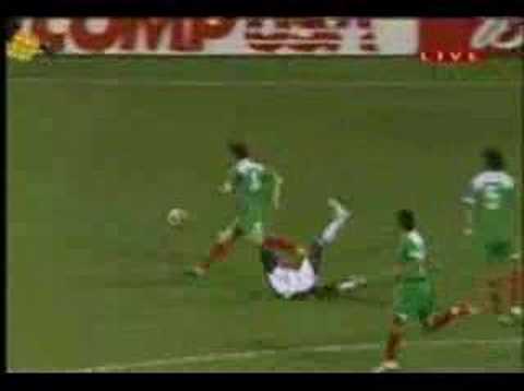 MNT vs. Mexico: DaMarcus Beasley's Tenacity - Sept. 3, 2005
