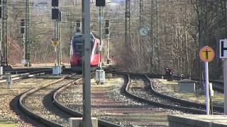 preview picture of video 'Freilassing Bahnhof 10.01.2015 mit Meridian-Zügen uvm.'