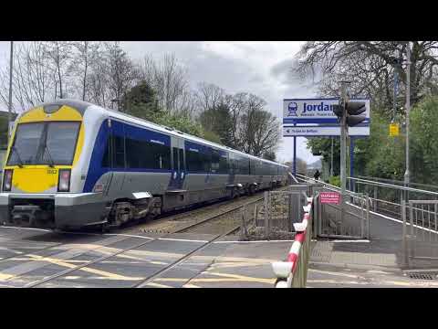 Jordanstown Station Level Crossing (County Antrim) Friday 31.03.2023