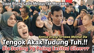 Download lagu Rilek Kak Oii.🤣 | Akak Tudung Pegang Botol Mineral Tak Senang Duduk Bila Bob Nyanyi Lagu Kesukaannya mp3