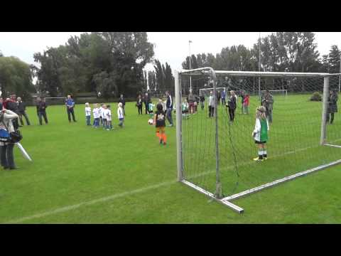 SV Wassenaar F3 - SV DWO F8 (zaterdag 14 september 2013)