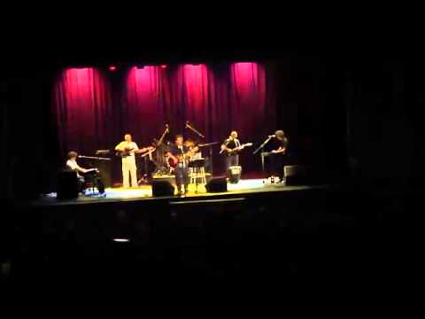 "Todavia cantamos"-Victor Heredia en vivo, San MArtin 25 de noviembre de 2010