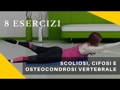 Dolore alla schiena durante il ritardo Tecnica di massaggio con scoliosi toracica