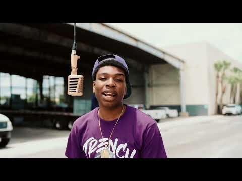 Sqweez - Flip Phone (Official One Mic Video)