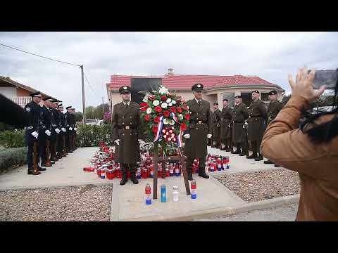 Mimohod Kolona sjećanja u Škabrnji povodom Dana sjećanja na žrtve Domovinskog rata