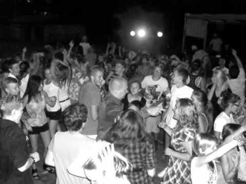 Balsiai 2010 Žygis - Išdykę Jaunuoliai (ft. Ieva)