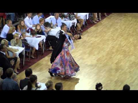 Prague Open 2011 -- Adult: Martin Houska - Andrea Trestikova - Viennese Waltz 4. Round