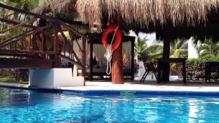 preview picture of video 'Relaxing by the pool at El Dorado Casitas Royale'