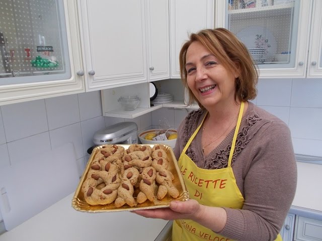 Video de pronunciación de taralli en Italiano