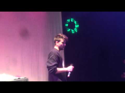 NIKONE - ARMAME DE GANAS (DIRECTO)