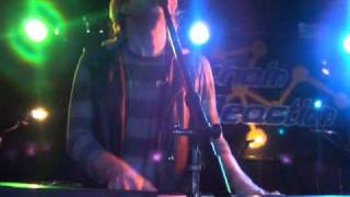 Walls - The Rocket Summer (LIVE)