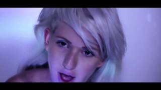 Ellie Goulding - Hanging On ft. Tinie Tempah