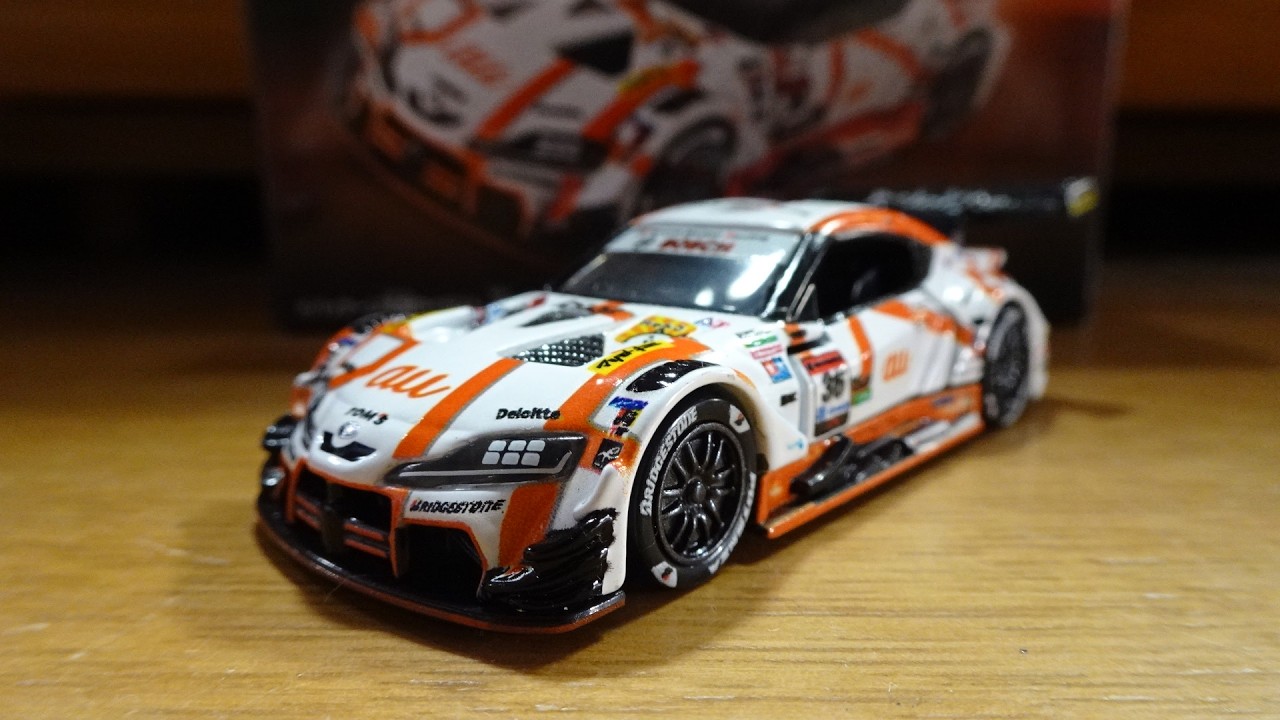 トミカプレミアムRacing au TOM'S GR Supra