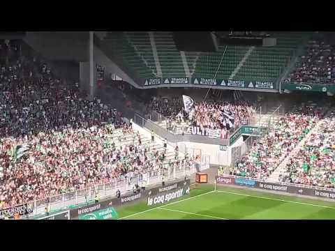 ASSE VS BORDEAUX / MAGIC FANS ET ULTRAMARINES CHANTENT ENSEMBLE "