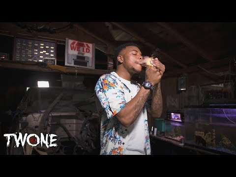 Ross Blvd - Isolated | ＴＷＯＮＥＳＨＯＴＴＨＡＴ Exclusive ™