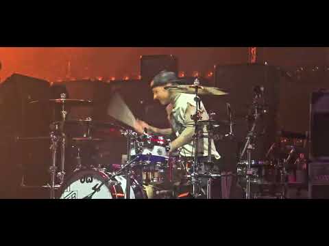 Blink 182 - When We Were Young 2025 - 04 - Anthem Pt. 2