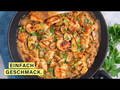Köstliches Putengeschnetzeltes mit Champignon Rahmsoße (20 Minuten Rezept)