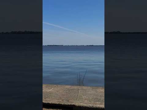 Laguna de Chascomús Paseo Costero en Buenos Aires Argentina