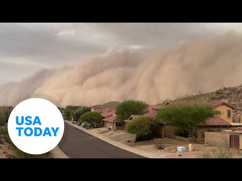 See the wall of dust that engulfed Phoenix