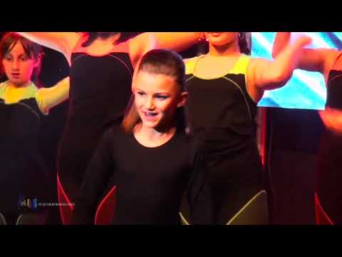 11 Sara Kotevska Tralala 2018