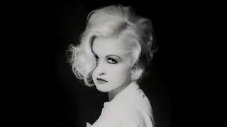 Cyndi Lauper - who let in the rain (extended)