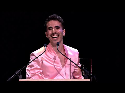 Maayan Licht wins the Best Newcomer award at the international Oper! Awards 2025 (the speech)