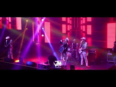 Los Caimanes De Sinaloa x Marca MP x Larry Hernández x Roberto Tapia - Xalos (Concierto en Vivo)