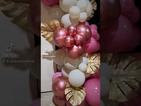 Decoración cumpleaños #cumpleaños #mujer #idea #arcodeglobos #globos #palorosa #arena #dorado