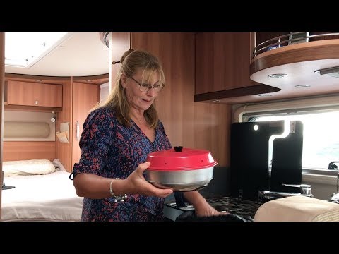 download lagu mp3 mp4 Four Omnia, download lagu Four Omnia gratis, unduh video klip Four Omnia