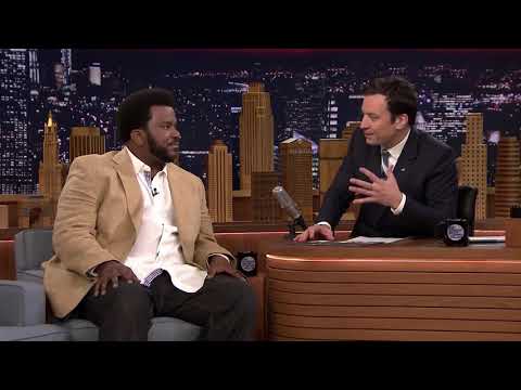 Craig Robinson leads a sing along on The Tonight show starring Jimmy Fallon