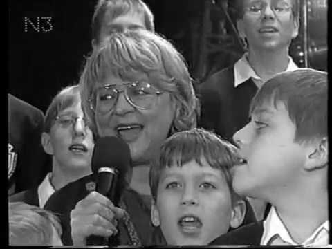 Cornelia Froboess & die Schöneberger Sängerknaben ''Pack die Badehose ein & Es jet doch nischt ...''