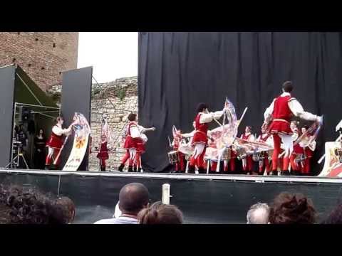 montecchio medievale faida 2013 tamburi e bandiere giulietta e romeo