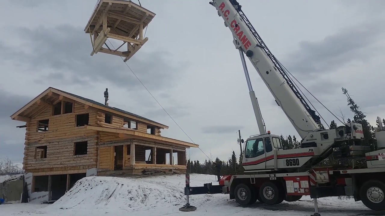 Log home crane work (Yukon)
