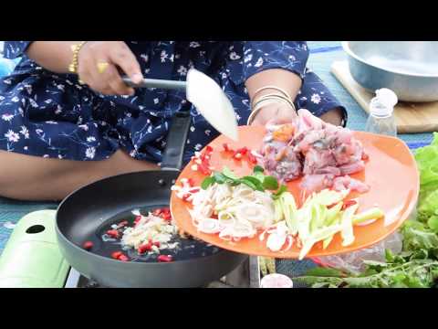 Awesome girl cooking frogs|peacock eel cook egg| healthy| soup vegetable| grilled fish| fish recipes