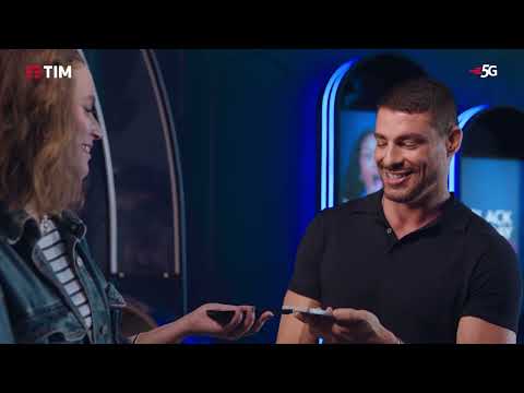 TIM's Indecent Black Friday: iPhone 16e for an indecent price.