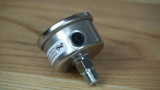 Fuel Pressure Gauge 1 1/2 in. Diameter [Liquid Filled] - video thumbnail 4